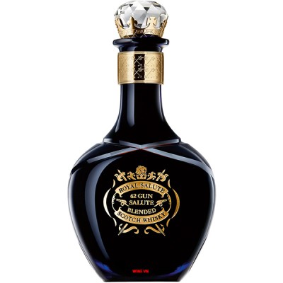 Rượu Chivas 62 Gun Salute